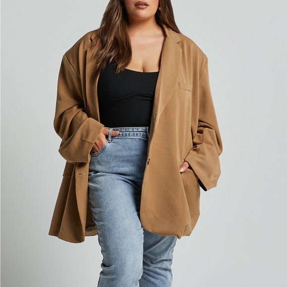 Amalea Blazer - Oversized Boyfriend Blazer in Mocha - Picture 6 of 10
